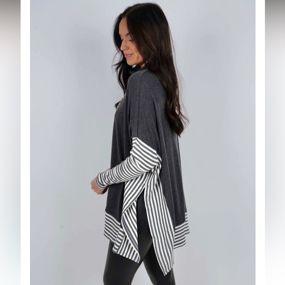 Blushing Brunette See What Happens Top (Charcoal) Small w/ necklace - Picture 3 of 6